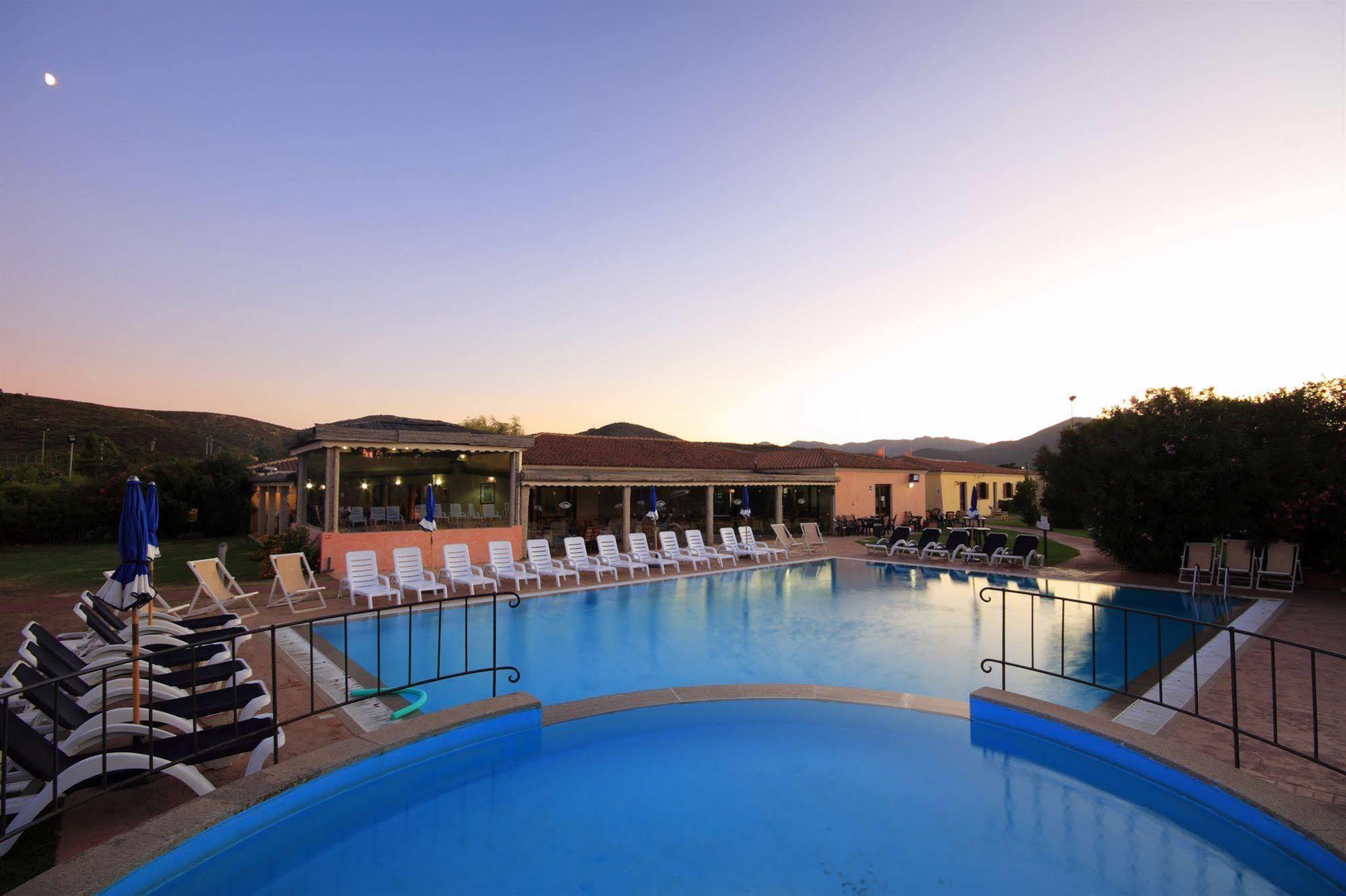 Li Suari Club Village ซาน เตโอโดโร ภายนอก รูปภาพ